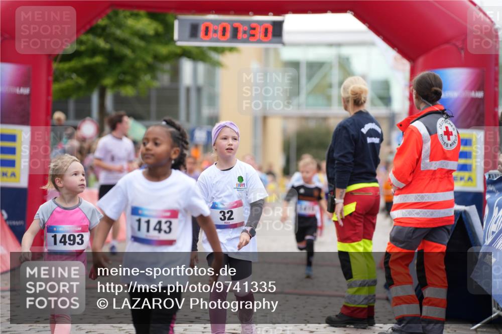 12.06.2026 - Holstenköstenlauf LAZAROV Photography http://msf.ph/oto/9741335 12.06.2026 15:37:33 Laufen 0, 07, 30, 1143, 32, 408460, 1493, 65, 358, 411, 413, 525, 764, 780, 788, 1141, 1266, 1415, 1500 meine-sportfotos.de