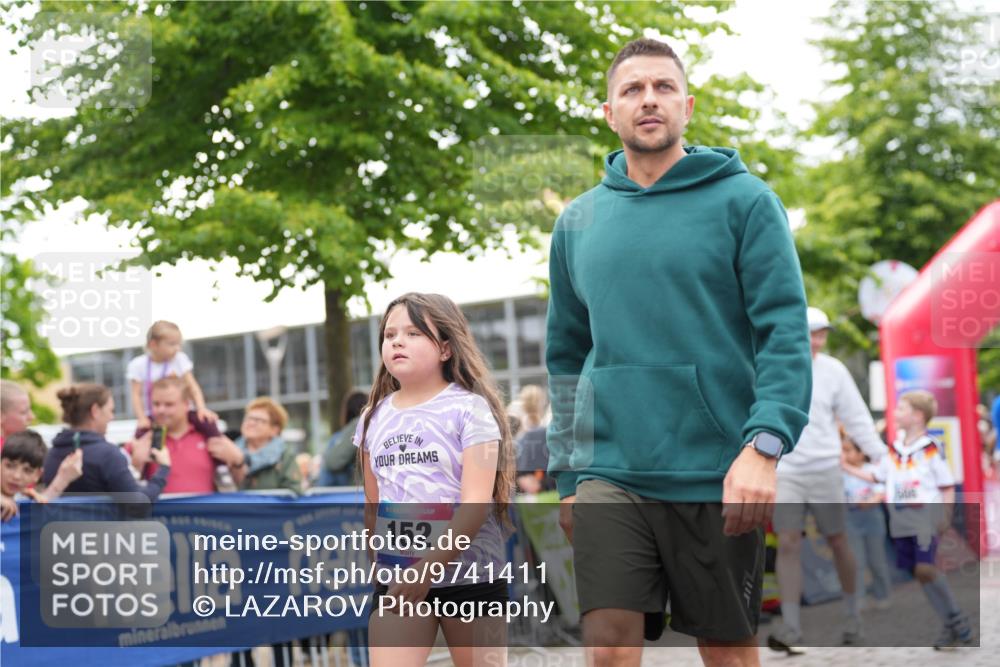 12.06.2026 - Holstenköstenlauf LAZAROV Photography http://msf.ph/oto/9741411 12.06.2026 15:38:49 Laufen 152, 652, 93, 123, 409, 533, 781, 789, 790, 792, 1263, 1368, 1424, 1443, 1490, 1519 meine-sportfotos.de