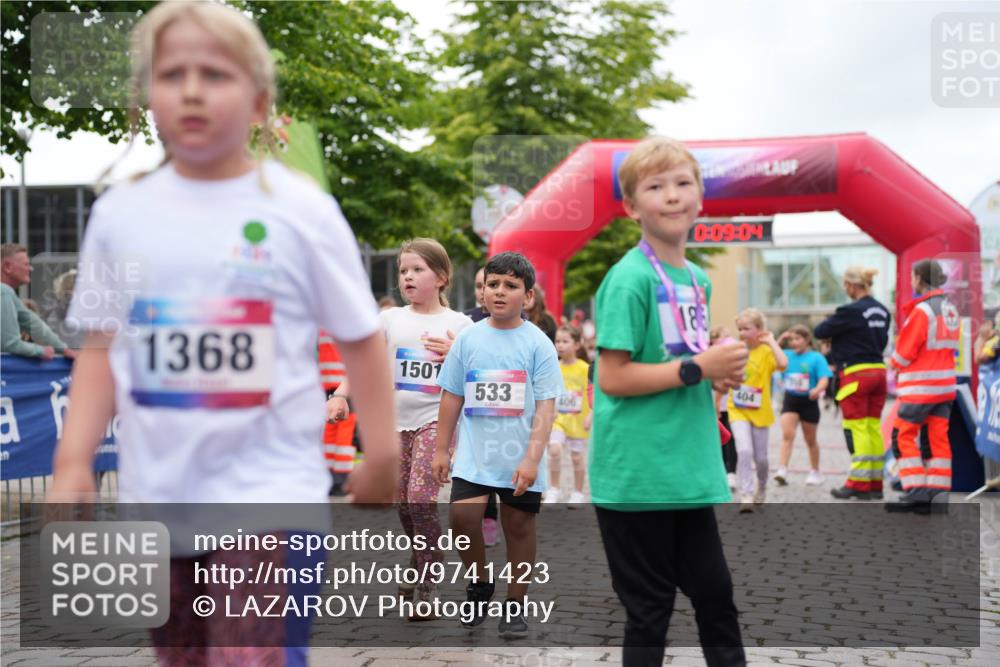 12.06.2026 - Holstenköstenlauf LAZAROV Photography http://msf.ph/oto/9741423 12.06.2026 15:39:06 Laufen 1368, 1501, 0, 09, 04, 183, 533, 406, 404, 101, 135, 784, 785, 791, 921, 922, 1265, 1377, 1522 meine-sportfotos.de