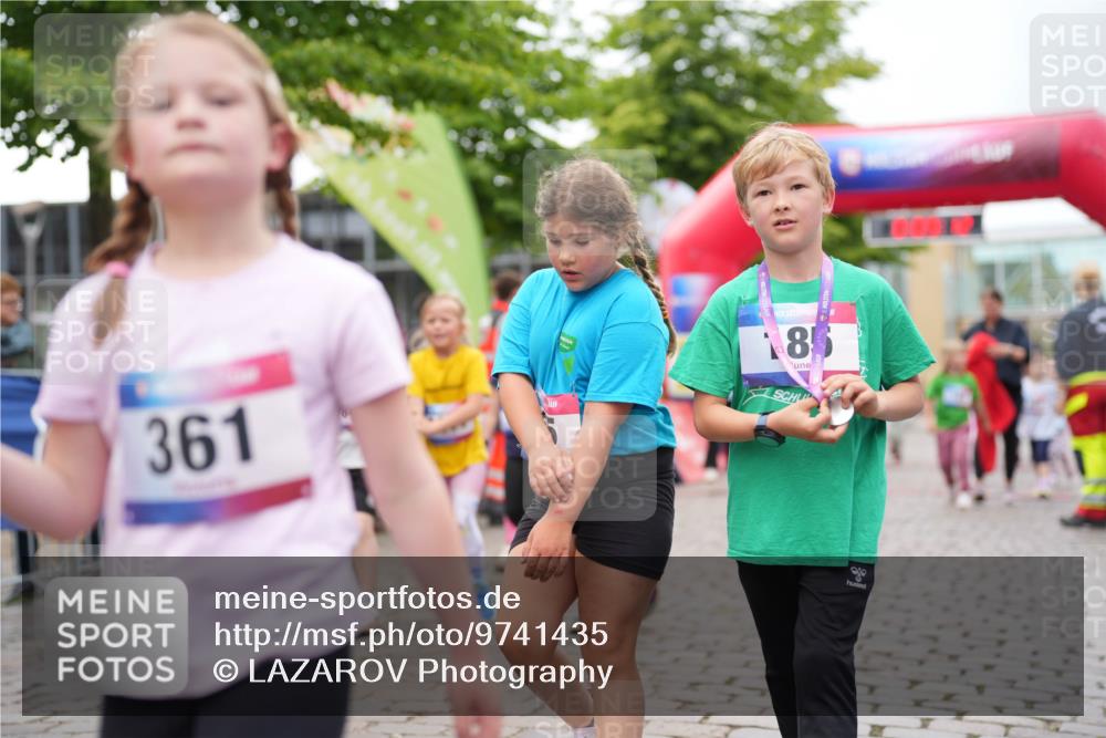 12.06.2026 - Holstenköstenlauf LAZAROV Photography http://msf.ph/oto/9741435 12.06.2026 15:39:14 Laufen 361, 18, 104, 134, 527, 528, 766, 921, 922, 1265, 1374, 1414, 1522 meine-sportfotos.de