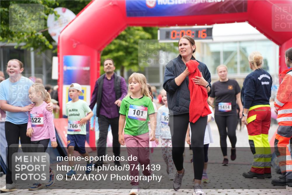 12.06.2026 - Holstenköstenlauf LAZAROV Photography http://msf.ph/oto/9741439 12.06.2026 15:39:18 Laufen 1522, 766, 101, 0, 09, 16, 1414, 92, 54, 104, 134, 527, 534, 540, 1374, 1414, 1420, 1489 meine-sportfotos.de