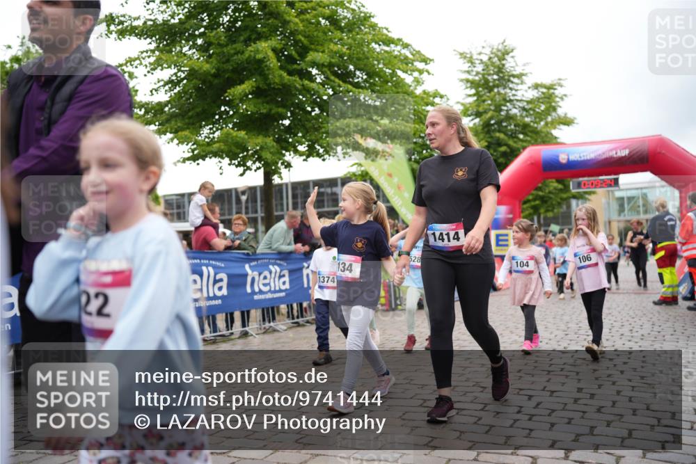 12.06.2026 - Holstenköstenlauf LAZAROV Photography http://msf.ph/oto/9741444 12.06.2026 15:39:26 Laufen 22, 1374, 134, 528, 1414, 0, 09, 24, 104, 106, 54, 534, 540, 779, 925, 1420, 1489 meine-sportfotos.de