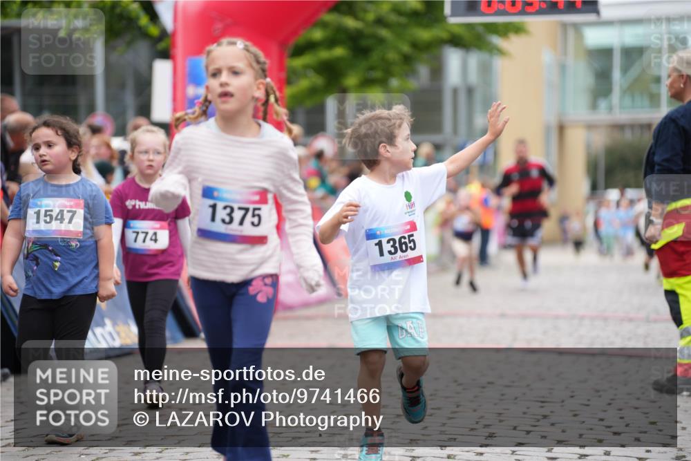12.06.2026 - Holstenköstenlauf LAZAROV Photography http://msf.ph/oto/9741466 12.06.2026 15:39:46 Laufen 1547, 774, 1375, 1365, 360, 1365, 1537 meine-sportfotos.de