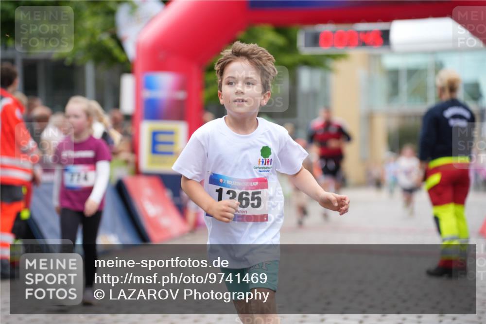 12.06.2026 - Holstenköstenlauf LAZAROV Photography http://msf.ph/oto/9741469 12.06.2026 15:39:48 Laufen 774, 36, 1265, 360, 1537 meine-sportfotos.de