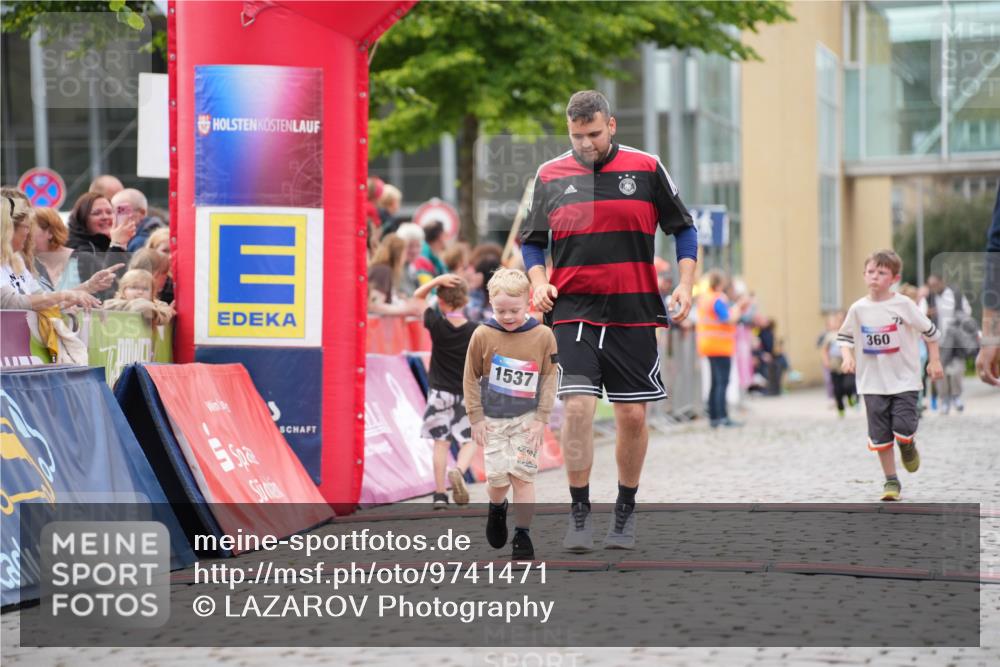 12.06.2026 - Holstenköstenlauf LAZAROV Photography http://msf.ph/oto/9741471 12.06.2026 15:39:50 Laufen 1537, 360, 360, 1537 meine-sportfotos.de