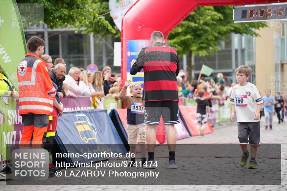 12.06.2026 - Holstenköstenlauf LAZAROV Photography http://msf.ph/oto/9741474 12.06.2026 15:39:54 Laufen 72, 360, 1537, 82, 92, 360, 536, 538, 1488 meine-sportfotos.de