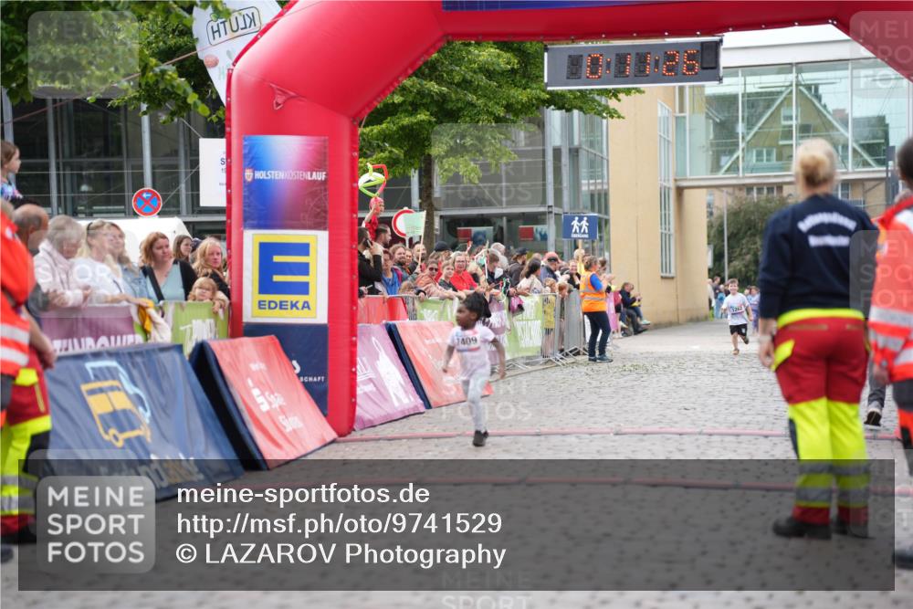 12.06.2026 - Holstenköstenlauf LAZAROV Photography http://msf.ph/oto/9741529 12.06.2026 15:41:29 Laufen 7409, 1262 meine-sportfotos.de