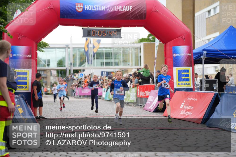 12.06.2026 - Holstenköstenlauf LAZAROV Photography http://msf.ph/oto/9741591 12.06.2026 16:05:46 Laufen 806, 200, 801, 5, 200, 573, 801, 806, 1013 meine-sportfotos.de