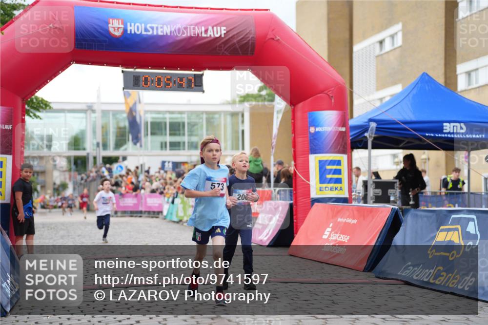 12.06.2026 - Holstenköstenlauf LAZAROV Photography http://msf.ph/oto/9741597 12.06.2026 16:05:49 Laufen 10, 09, 41, 573, 206, 200, 573, 1013 meine-sportfotos.de