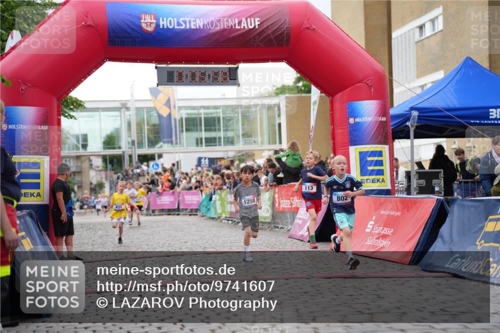 12.06.2026 - Holstenköstenlauf LAZAROV Photography http://msf.ph/oto/9741607 12.06.2026 16:06:00 Laufen 1258, 113, 802, 113, 431, 437, 802, 807, 1230, 1258, 1421 meine-sportfotos.de