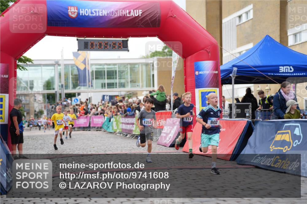 12.06.2026 - Holstenköstenlauf LAZAROV Photography http://msf.ph/oto/9741608 12.06.2026 16:06:01 Laufen 113, 431, 1258, 802, 10, 113, 431, 437, 802, 807, 1230, 1258 meine-sportfotos.de