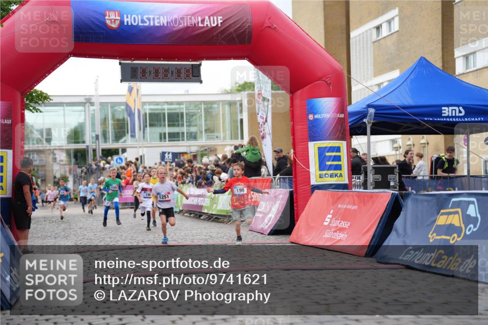 12.06.2026 - Holstenköstenlauf LAZAROV Photography http://msf.ph/oto/9741621 12.06.2026 16:06:10 Laufen 1004, 199, 1251, 57, 196, 199, 344, 424, 813, 1004, 1251, 1451, 1517 meine-sportfotos.de