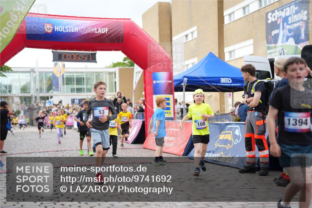 12.06.2026 - Holstenköstenlauf LAZAROV Photography http://msf.ph/oto/9741692 12.06.2026 16:06:53 Laufen 53, 445, 1534, 4010, 108, 1394, 53, 108, 317, 322, 334, 340, 433, 445, 448, 939, 1346, 1534 meine-sportfotos.de