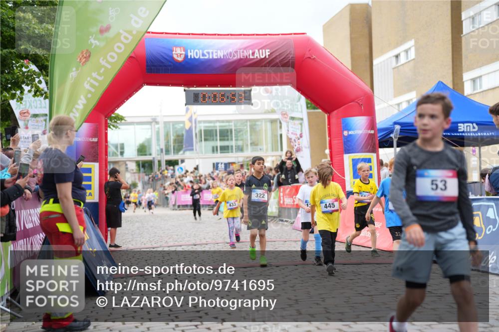 12.06.2026 - Holstenköstenlauf LAZAROV Photography http://msf.ph/oto/9741695 12.06.2026 16:06:55 Laufen 19, 00, 433, 322, 445, 12, 53, 317, 322, 334, 340, 433, 448, 939, 1346, 1534 meine-sportfotos.de
