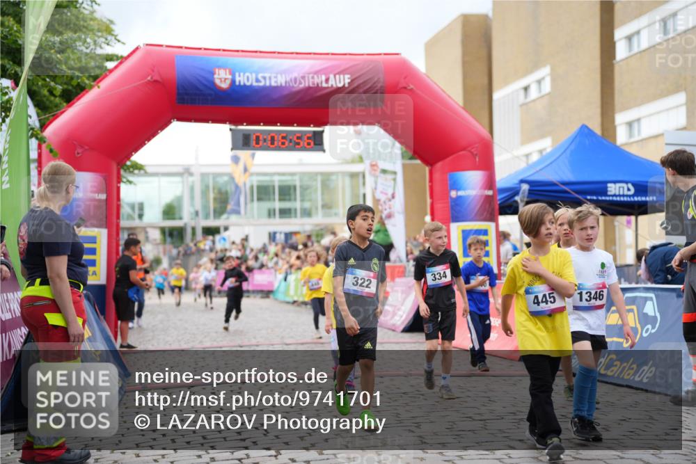 12.06.2026 - Holstenköstenlauf LAZAROV Photography http://msf.ph/oto/9741701 12.06.2026 16:06:58 Laufen 10, 08, 56, 322, 334, 445, 1346, 317, 320, 334, 340, 443, 448, 557, 939, 1345 meine-sportfotos.de