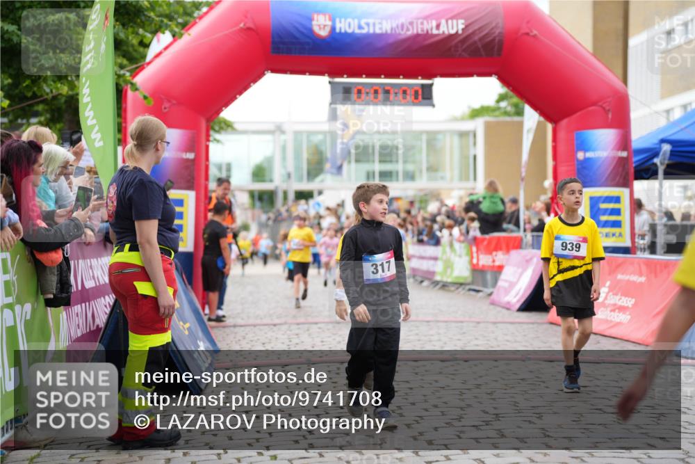 12.06.2026 - Holstenköstenlauf LAZAROV Photography http://msf.ph/oto/9741708 12.06.2026 16:07:02 Laufen 317, 939, 317, 320, 443, 452, 557, 562, 1017, 1247, 1345, 1382, 1487 meine-sportfotos.de
