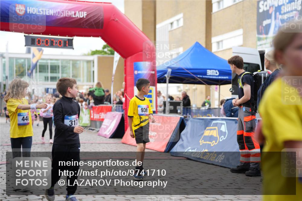 12.06.2026 - Holstenköstenlauf LAZAROV Photography http://msf.ph/oto/9741710 12.06.2026 16:07:03 Laufen 448, 134, 317, 939, 320, 443, 452, 557, 562, 1017, 1247, 1345, 1382, 1487 meine-sportfotos.de