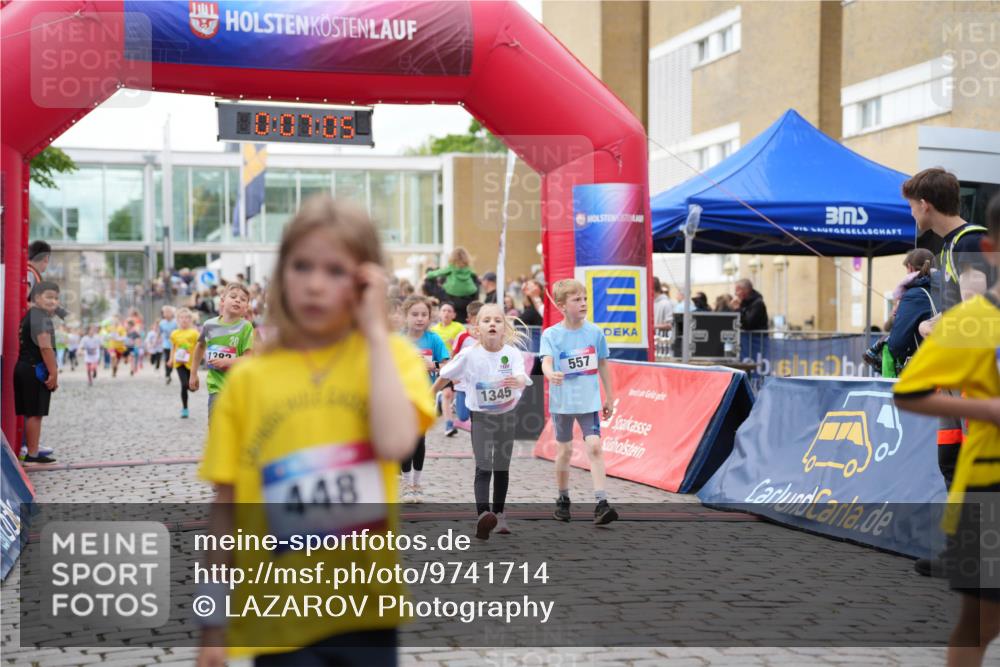 12.06.2026 - Holstenköstenlauf LAZAROV Photography http://msf.ph/oto/9741714 12.06.2026 16:07:07 Laufen 1300, 448, 1345, 557, 660, 197, 320, 443, 452, 557, 562, 575, 797, 1017, 1247, 1252, 1360, 1382, 1487, 1497 meine-sportfotos.de