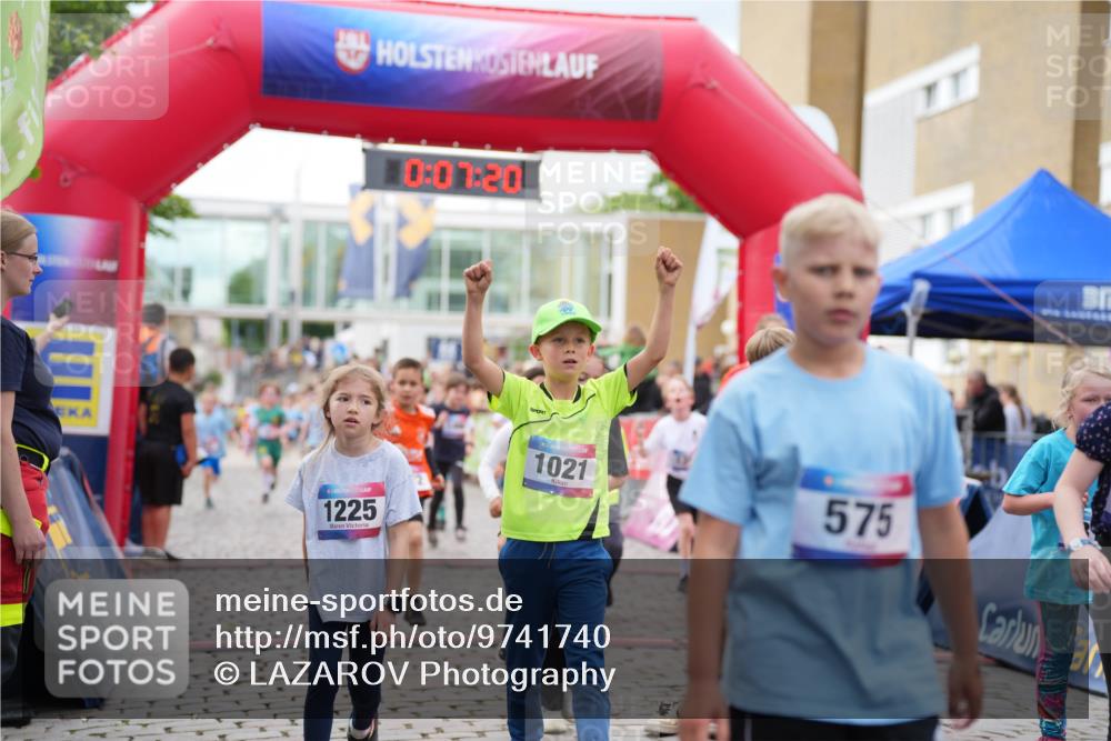 12.06.2026 - Holstenköstenlauf LAZAROV Photography http://msf.ph/oto/9741740 12.06.2026 16:07:22 Laufen 0, 07, 20, 1225, 1021, 3, 575, 3, 154, 159, 203, 545, 556, 563, 564, 569, 809, 1016, 1234, 1342, 1351, 1352, 1354, 1412, 1466 meine-sportfotos.de