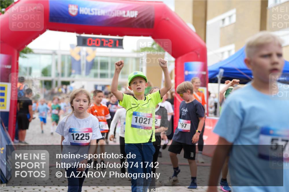 12.06.2026 - Holstenköstenlauf LAZAROV Photography http://msf.ph/oto/9741742 12.06.2026 16:07:22 Laufen 0, 01, 2, 1225, 412, 10212, 797, 57, 46, 3, 154, 159, 203, 545, 556, 563, 564, 569, 809, 1016, 1234, 1342, 1351, 1352, 1354, 1412, 1466 meine-sportfotos.de