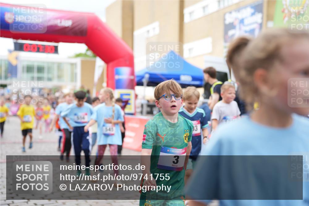 12.06.2026 - Holstenköstenlauf LAZAROV Photography http://msf.ph/oto/9741755 12.06.2026 16:07:32 Laufen 304, 545, 36, 3, 3, 2, 27, 343, 388, 390, 432, 446, 451, 454, 569, 570, 775, 805, 1006, 1355, 1357, 1383, 1392, 1393, 1399, 1410 meine-sportfotos.de