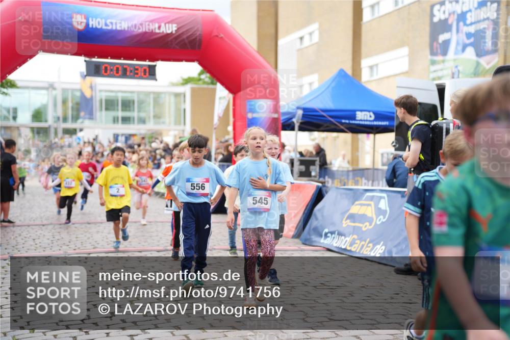 12.06.2026 - Holstenköstenlauf LAZAROV Photography http://msf.ph/oto/9741756 12.06.2026 16:07:32 Laufen 10, 07, 30, 556, 545, 2, 27, 343, 388, 390, 432, 446, 451, 454, 569, 570, 775, 805, 1006, 1355, 1357, 1383, 1392, 1393, 1399, 1410 meine-sportfotos.de
