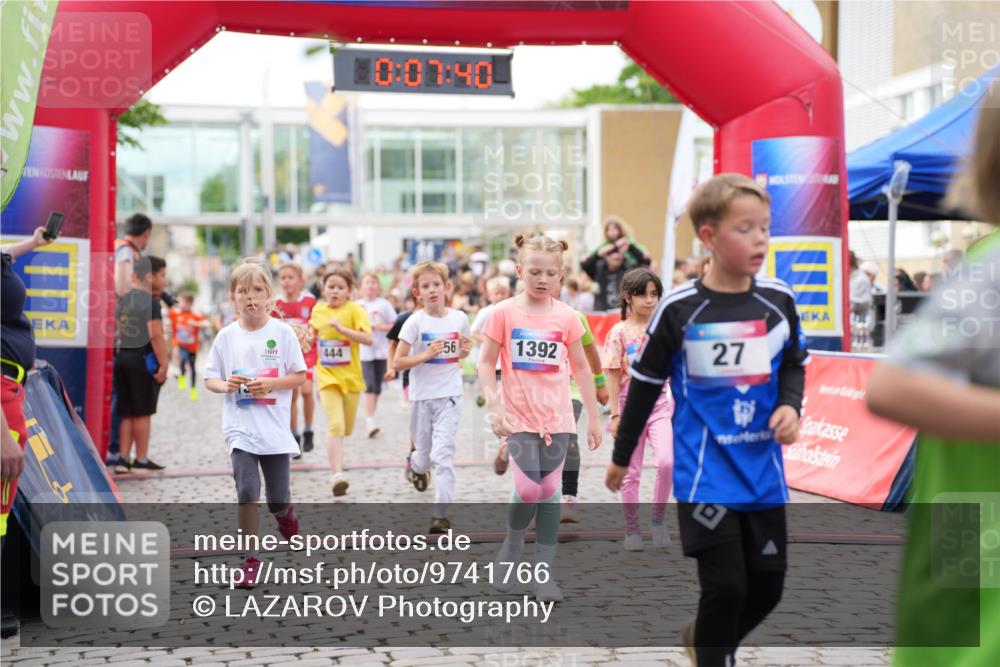 12.06.2026 - Holstenköstenlauf LAZAROV Photography http://msf.ph/oto/9741766 12.06.2026 16:07:42 Laufen 10, 07, 40, 56, 444, 1392, 27, 27, 153, 195, 345, 390, 414, 441, 444, 546, 547, 814, 815, 821, 1128, 1221, 1241, 1248, 1334, 1335, 1336, 1355, 1356, 1393, 1407, 1408, 1411 meine-sportfotos.de