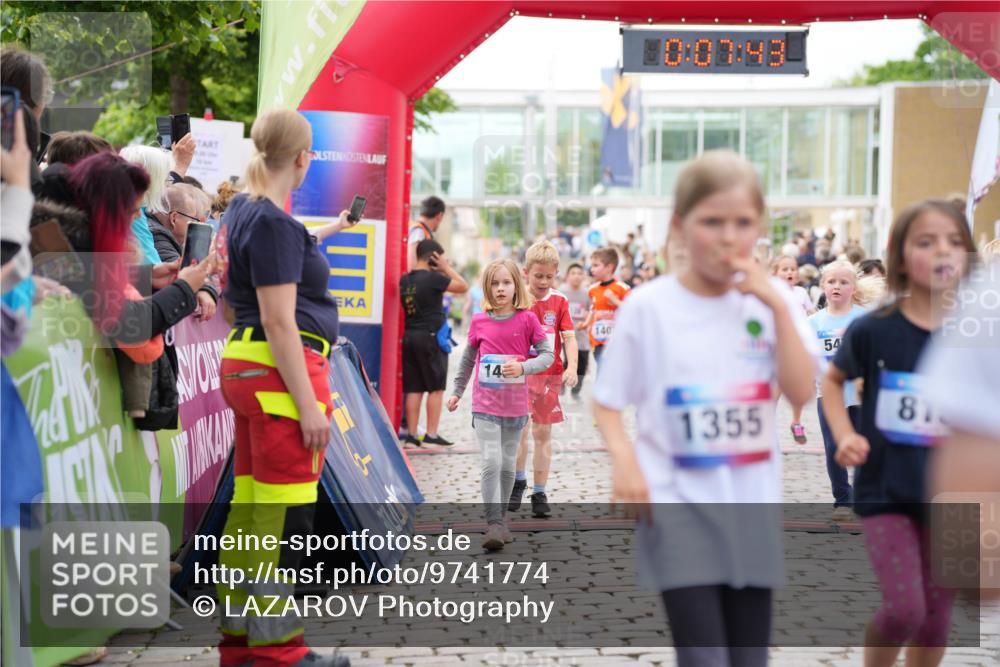 12.06.2026 - Holstenköstenlauf LAZAROV Photography http://msf.ph/oto/9741774 12.06.2026 16:07:45 Laufen 14, 140, 0, 00, 48, 1355, 54, 811, 153, 158, 195, 345, 414, 546, 547, 553, 814, 821, 1128, 1221, 1241, 1248, 1334, 1335, 1407, 1408, 1411 meine-sportfotos.de