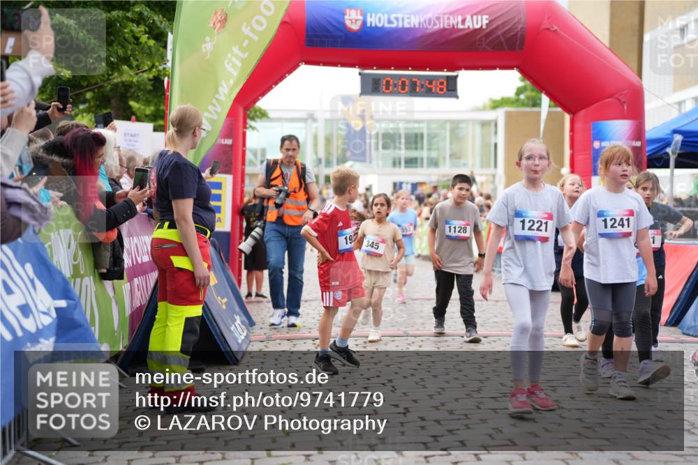 12.06.2026 - Holstenköstenlauf LAZAROV Photography http://msf.ph/oto/9741779 12.06.2026 16:07:50 Laufen 10, 07, 48, 19, 345, 1128, 1221, 1241, 158, 333, 345, 414, 553, 814, 1128, 1246, 1248, 1335 meine-sportfotos.de