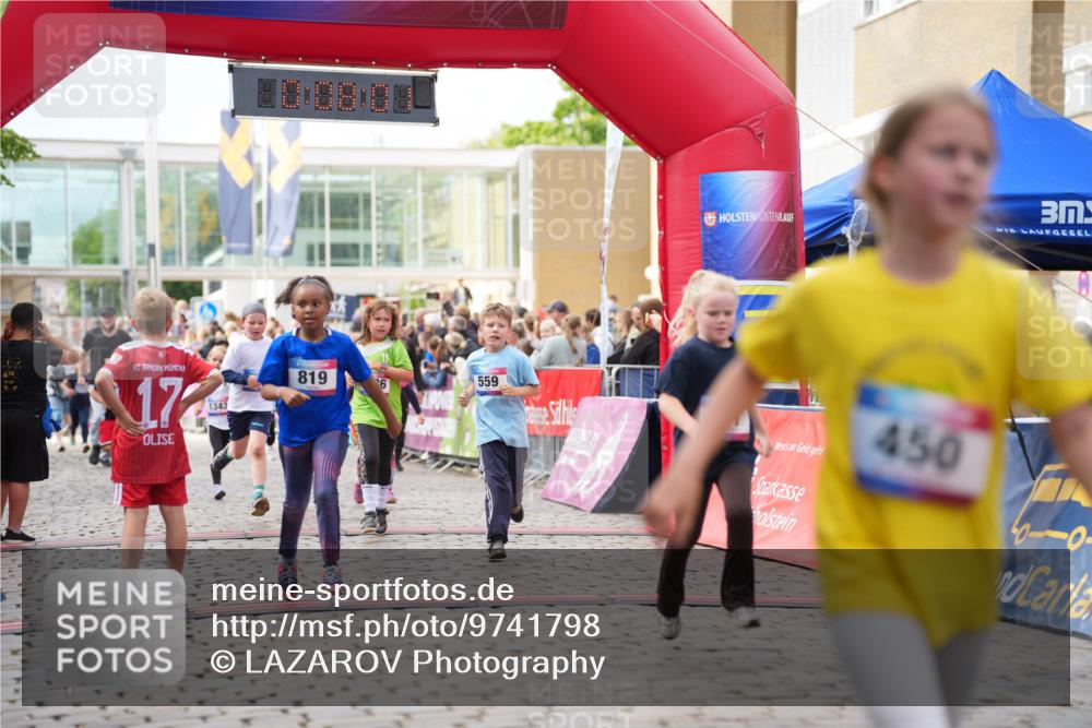 12.06.2026 - Holstenköstenlauf LAZAROV Photography http://msf.ph/oto/9741798 12.06.2026 16:08:03 Laufen 172, 819, 6, 559, 1343, 450, 0, 0, 318, 559, 561, 812, 817, 819, 928, 1223, 1343, 1348, 1349, 1353, 1361, 1386 meine-sportfotos.de