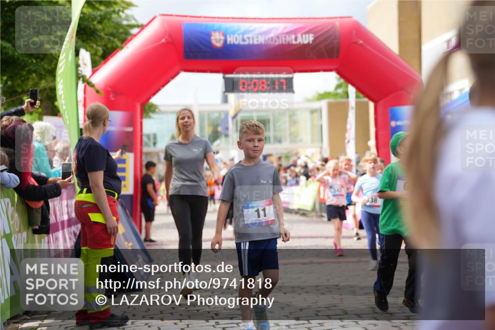 12.06.2026 - Holstenköstenlauf LAZAROV Photography http://msf.ph/oto/9741818 12.06.2026 16:08:19 Laufen 0, 08, 17, 11, 38, 18, 60, 156, 157, 162, 338, 342, 389, 391, 392, 395, 672, 933, 1132, 1240, 1561 meine-sportfotos.de
