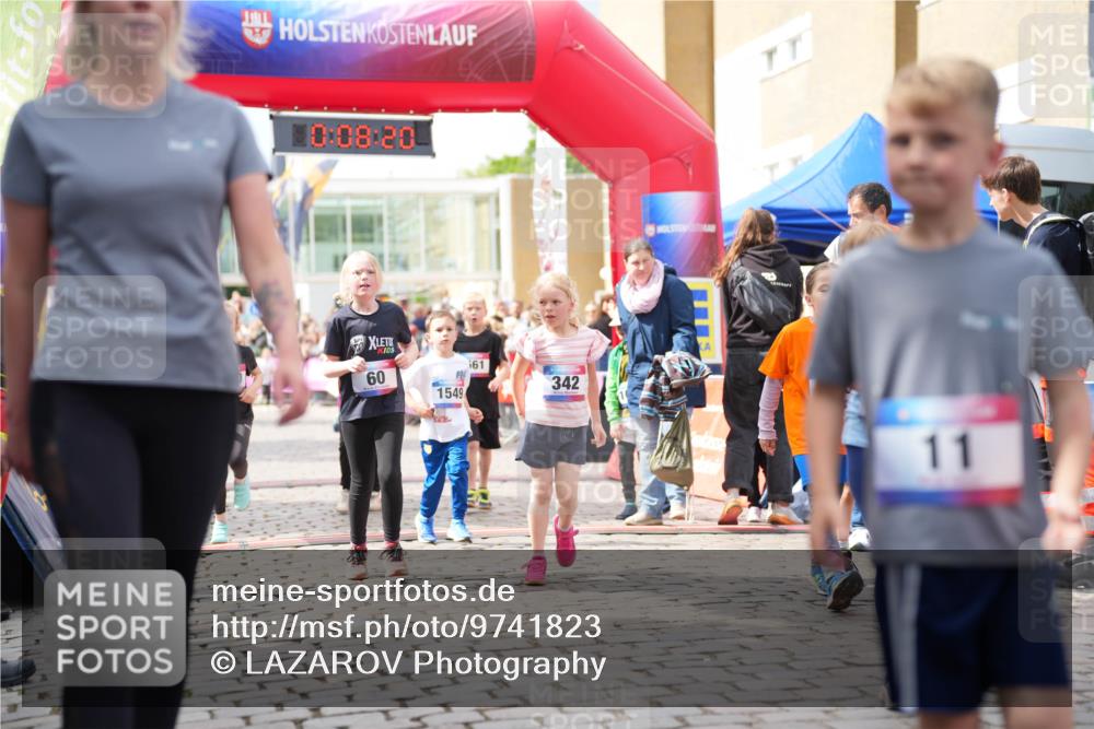 12.06.2026 - Holstenköstenlauf LAZAROV Photography http://msf.ph/oto/9741823 12.06.2026 16:08:22 Laufen 60, 1549, 161, 342, 11, 18, 60, 156, 157, 162, 198, 389, 392, 672, 933, 1132, 1240, 1561 meine-sportfotos.de