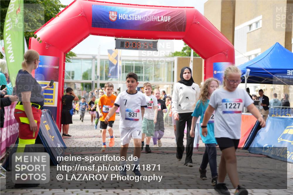 12.06.2026 - Holstenköstenlauf LAZAROV Photography http://msf.ph/oto/9741871 12.06.2026 16:08:56 Laufen 39, 10, 08, 59, 7, 931, 7, 358, 3, 2, 1227, 39, 191, 335, 393, 436, 439, 566, 818, 936, 1012, 1358 meine-sportfotos.de
