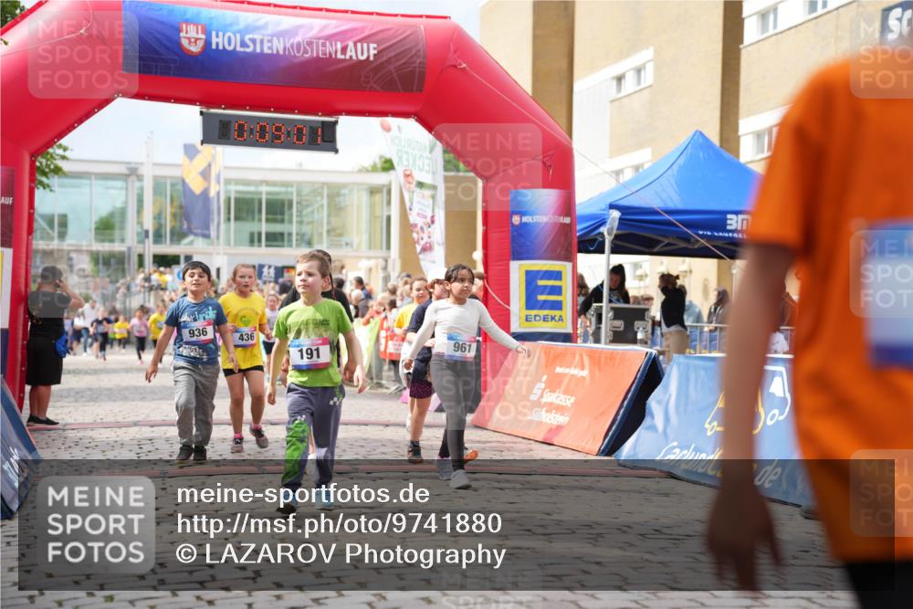 12.06.2026 - Holstenköstenlauf LAZAROV Photography http://msf.ph/oto/9741880 12.06.2026 16:09:03 Laufen 936, 436, 191, 961, 120, 436, 439, 457, 818, 936, 1005, 1135, 1332 meine-sportfotos.de