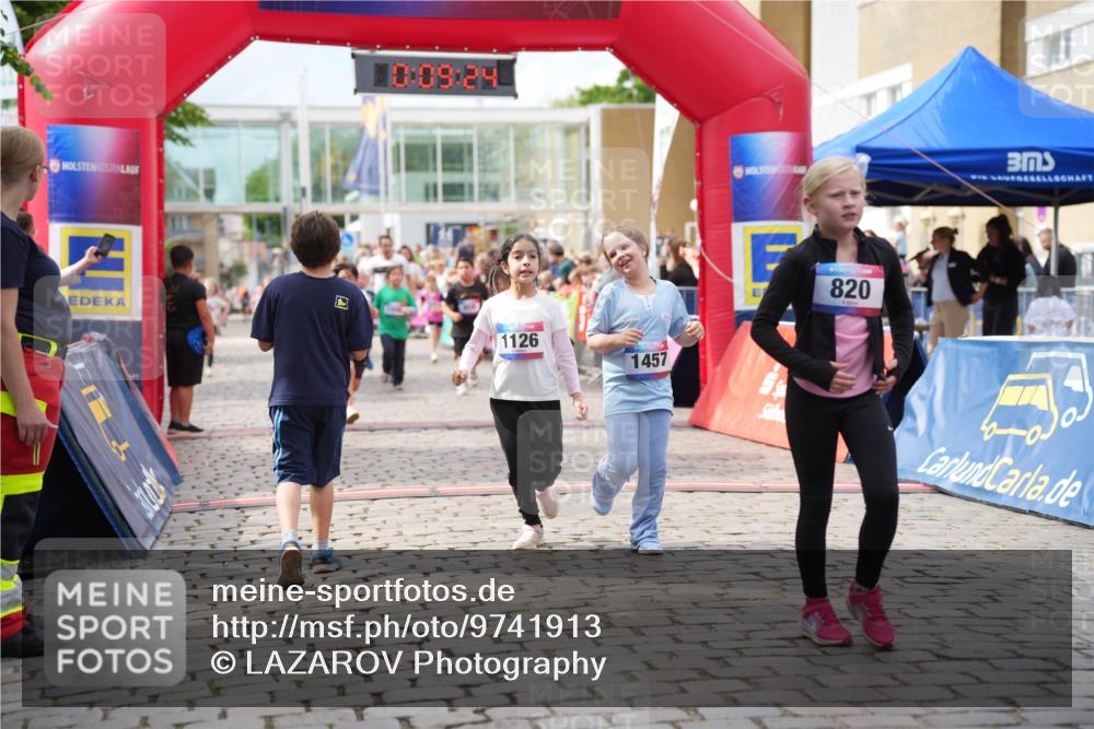 12.06.2026 - Holstenköstenlauf LAZAROV Photography http://msf.ph/oto/9741913 12.06.2026 16:09:25 Laufen 10, 09, 29, 1126, 1457, 820, 438, 555, 572, 671, 773, 823, 1008, 1019, 1126, 1222, 1229, 1235, 1381, 1391, 1457 meine-sportfotos.de