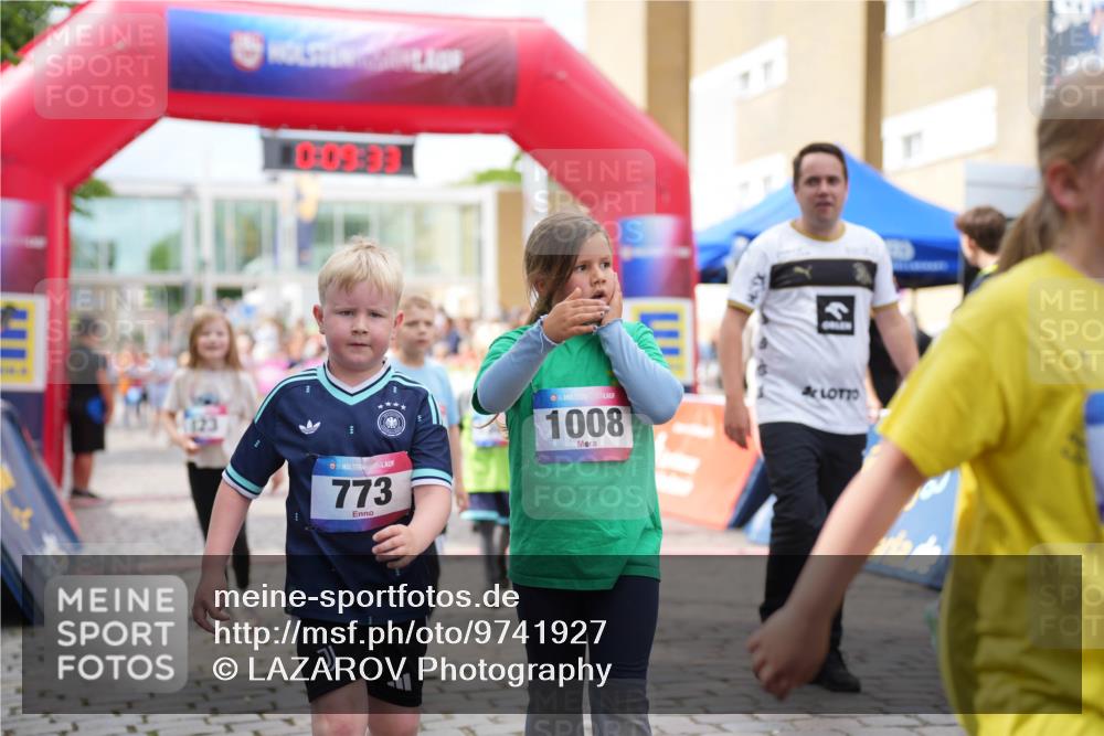 12.06.2026 - Holstenköstenlauf LAZAROV Photography http://msf.ph/oto/9741927 12.06.2026 16:09:35 Laufen 35, 773, 36, 1008, 555, 811, 822, 935, 1134, 1136, 1235, 1237, 1254 meine-sportfotos.de