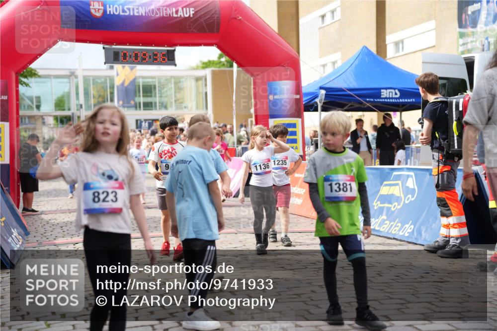 12.06.2026 - Holstenköstenlauf LAZAROV Photography http://msf.ph/oto/9741933 12.06.2026 16:09:38 Laufen 823, 92, 1136, 1235, 1381, 332, 811, 822, 1134, 1237, 1254 meine-sportfotos.de