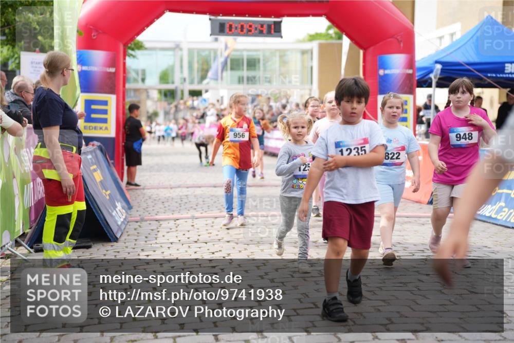 12.06.2026 - Holstenköstenlauf LAZAROV Photography http://msf.ph/oto/9741938 12.06.2026 16:09:43 Laufen 956, 1235, 822, 125, 948, 332, 811, 946, 1134, 1237 meine-sportfotos.de