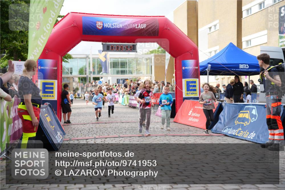 12.06.2026 - Holstenköstenlauf LAZAROV Photography http://msf.ph/oto/9741953 12.06.2026 16:09:54 Laufen 19, 00, 10, 560, 1362, 1511, 330, 548, 330, 449, 549, 560, 1344, 1362, 1454, 1511, 1539, 1548 meine-sportfotos.de