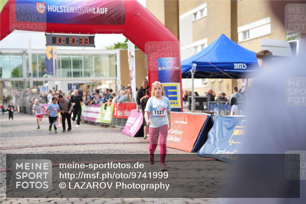 12.06.2026 - Holstenköstenlauf LAZAROV Photography http://msf.ph/oto/9741999 12.06.2026 16:10:35 Laufen 1127, 1, 9, 567, 1127 meine-sportfotos.de