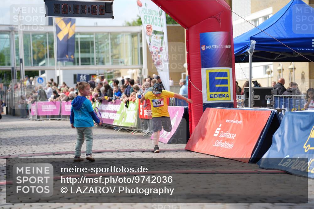 12.06.2026 - Holstenköstenlauf LAZAROV Photography http://msf.ph/oto/9742036 12.06.2026 16:11:08 Laufen 434, 31, 0, 434 meine-sportfotos.de