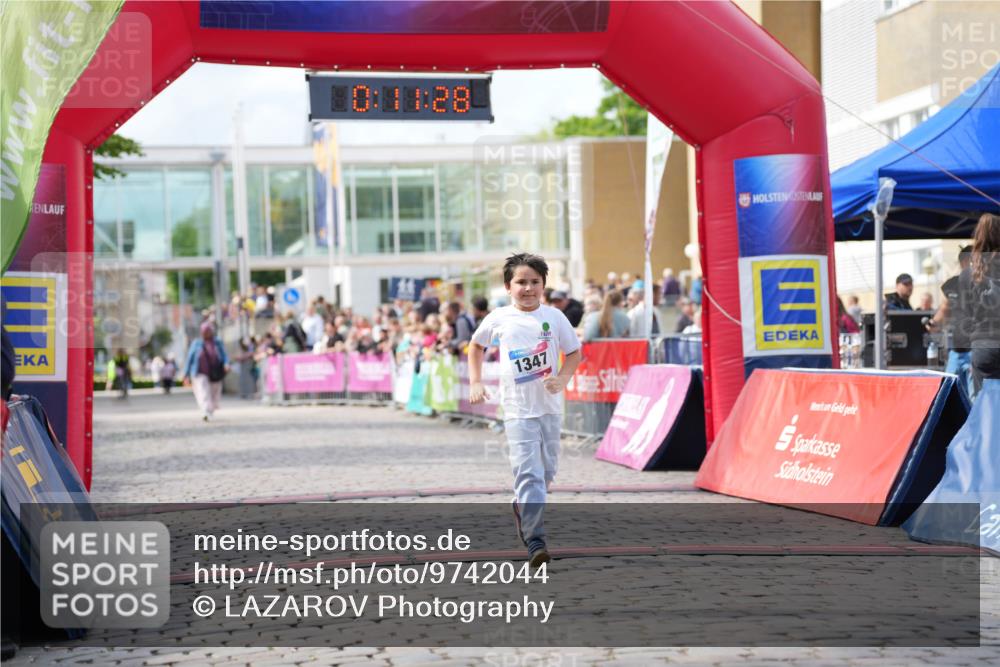 12.06.2026 - Holstenköstenlauf LAZAROV Photography http://msf.ph/oto/9742044 12.06.2026 16:11:30 Laufen 10, 11, 28, 1347, 1347 meine-sportfotos.de
