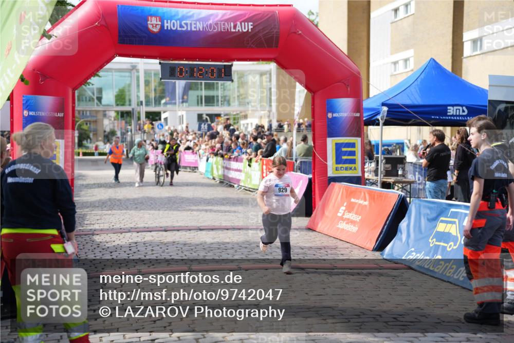 12.06.2026 - Holstenköstenlauf LAZAROV Photography http://msf.ph/oto/9742047 12.06.2026 16:12:03 Laufen 929, 929 meine-sportfotos.de