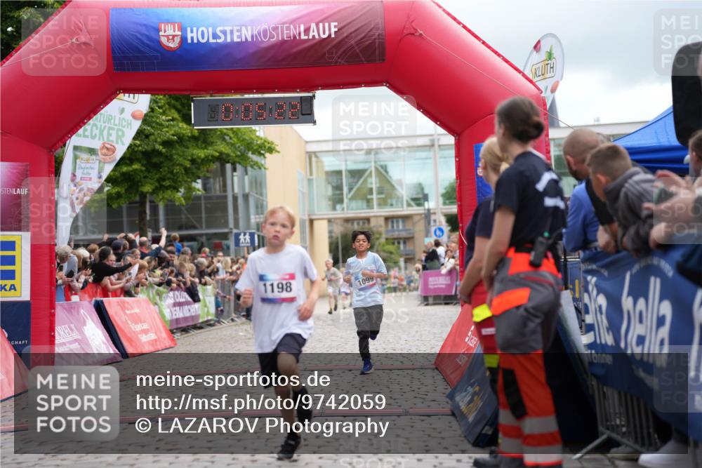 12.06.2026 - Holstenköstenlauf LAZAROV Photography http://msf.ph/oto/9742059 12.06.2026 16:20:20 Laufen 1198, 1099, 117, 596, 1024, 1099, 1189, 1198 meine-sportfotos.de
