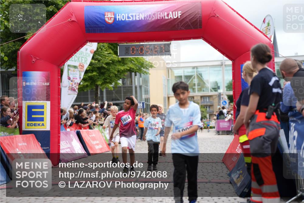 12.06.2026 - Holstenköstenlauf LAZAROV Photography http://msf.ph/oto/9742068 12.06.2026 16:20:25 Laufen 10, 09, 200, 1024, 596, 89, 1000, 117, 208, 596, 1024, 1189 meine-sportfotos.de