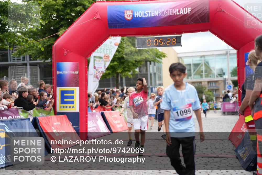 12.06.2026 - Holstenköstenlauf LAZAROV Photography http://msf.ph/oto/9742069 12.06.2026 16:20:26 Laufen 0, 05, 28, 1024, 1099, 117, 208, 596, 1024, 1189 meine-sportfotos.de