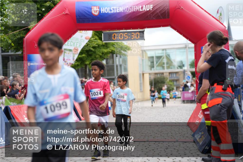 12.06.2026 - Holstenköstenlauf LAZAROV Photography http://msf.ph/oto/9742072 12.06.2026 16:20:27 Laufen 0, 05, 30, 1024, 1099, 596, 73, 117, 208, 596, 1189 meine-sportfotos.de
