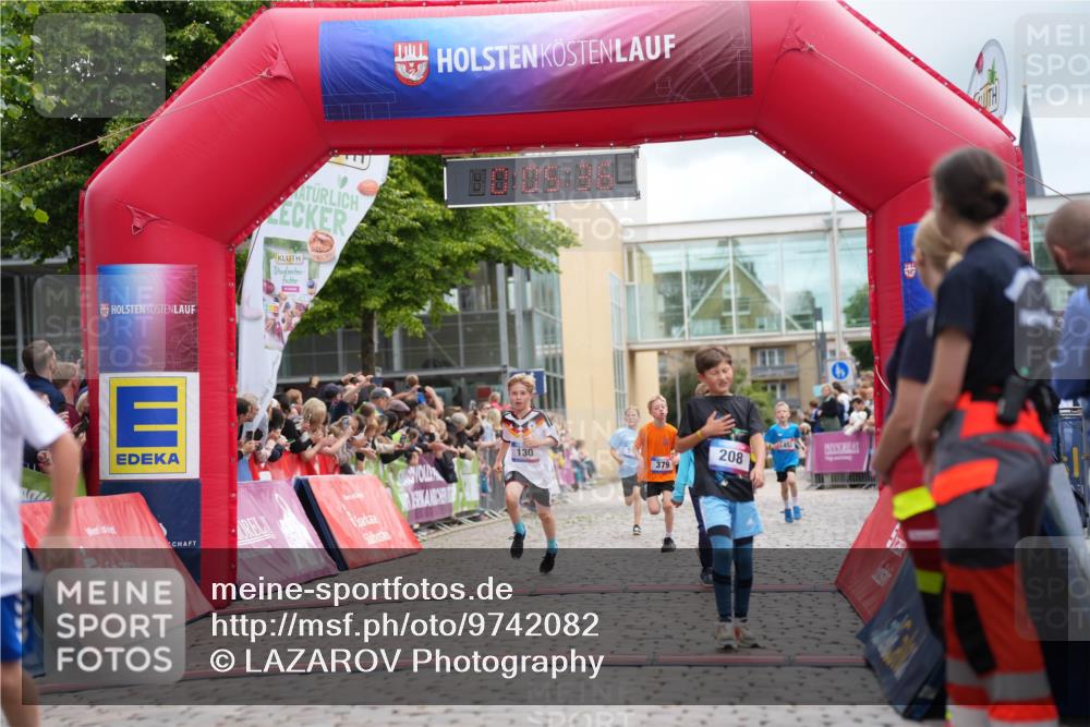 12.06.2026 - Holstenköstenlauf LAZAROV Photography http://msf.ph/oto/9742082 12.06.2026 16:20:34 Laufen 130, 379, 208, 73, 130, 208, 379, 381, 592, 1027, 1112, 1452 meine-sportfotos.de