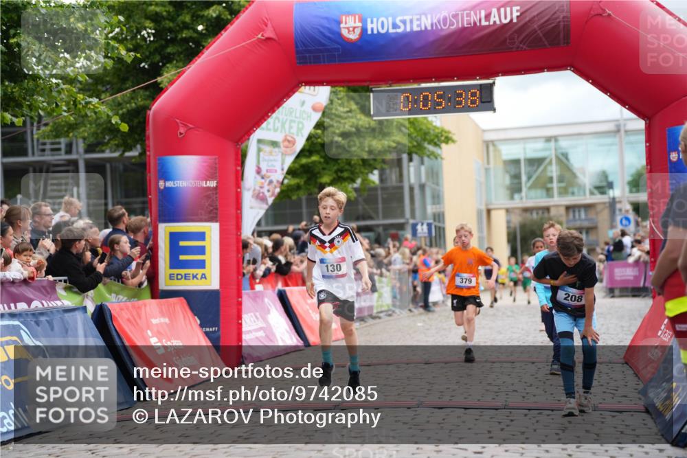 12.06.2026 - Holstenköstenlauf LAZAROV Photography http://msf.ph/oto/9742085 12.06.2026 16:20:36 Laufen 10, 05, 38, 130, 379, 208, 42, 73, 130, 211, 379, 381, 466, 592, 1027, 1112, 1452, 1556 meine-sportfotos.de