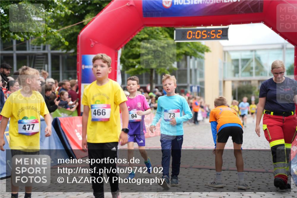 12.06.2026 - Holstenköstenlauf LAZAROV Photography http://msf.ph/oto/9742102 12.06.2026 16:20:49 Laufen 477, 466, 94, 73, 0, 05, 52, 94, 472, 475, 599, 615, 840 meine-sportfotos.de
